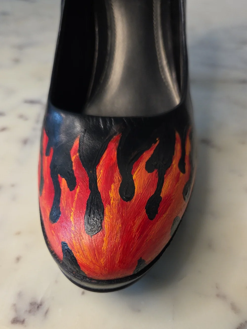 Nine West Black Pumps with Red and Orange Flame Design Sz 9.5 🔥